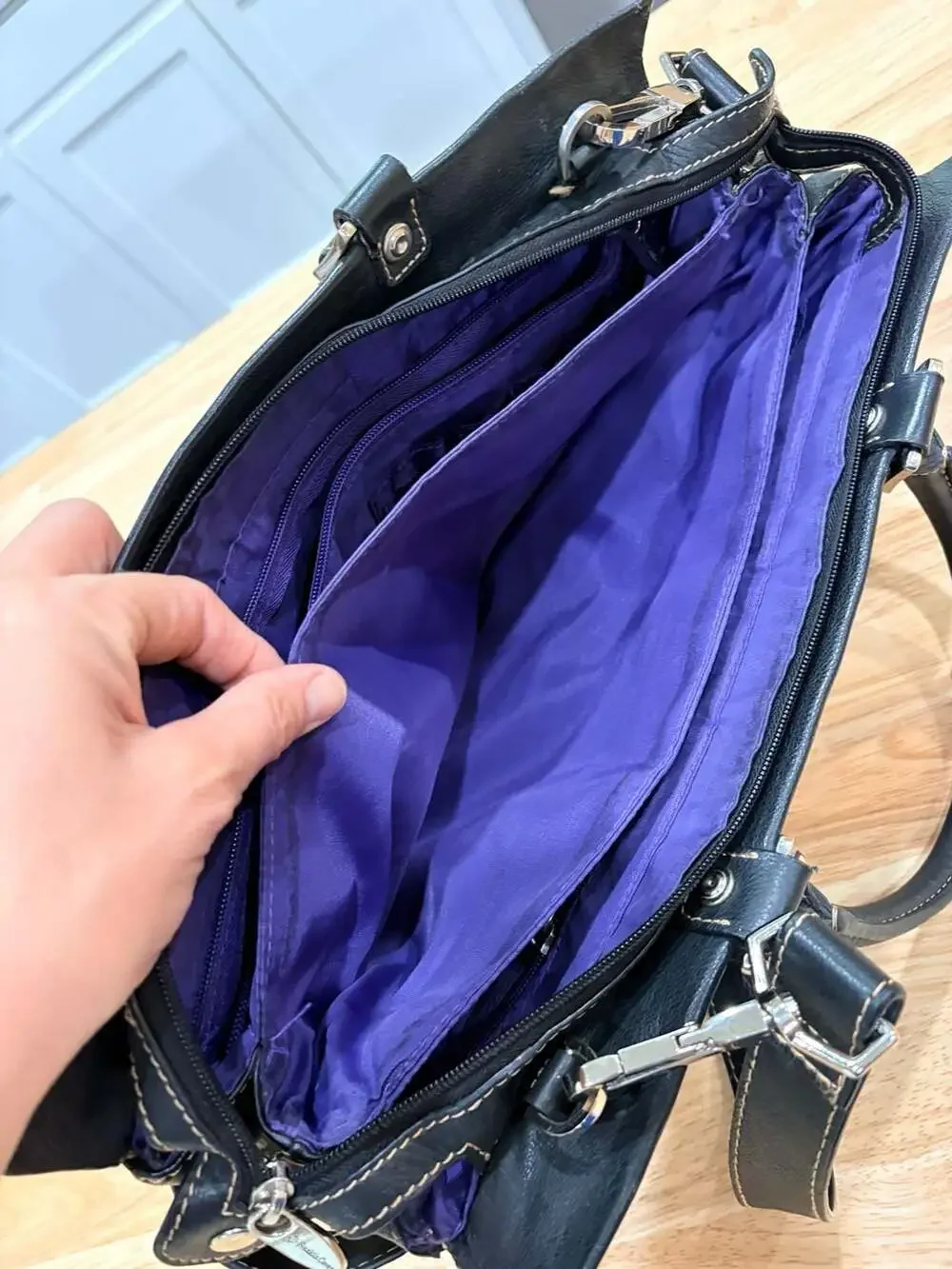 Franklin Covey Black Pebbled Leather Business Laptop Briefcase Purple Interior